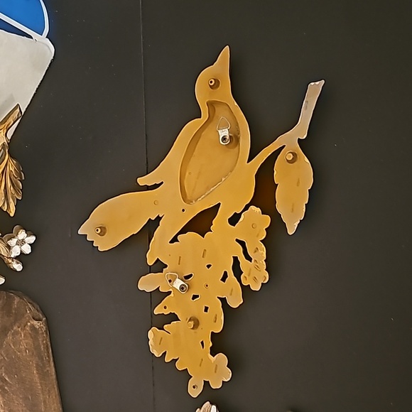 Vintage Syroco Wall Hangings - Picture 7 of 9